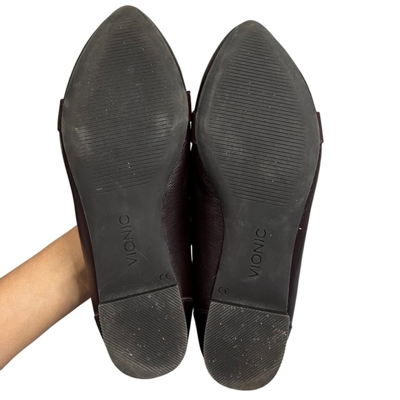Vionic Savanna Loafer Brown Leather Size 7 - Picture 2 of 9
